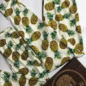 Mommy and Me Soft Pineapple Capri Leggings OS TC